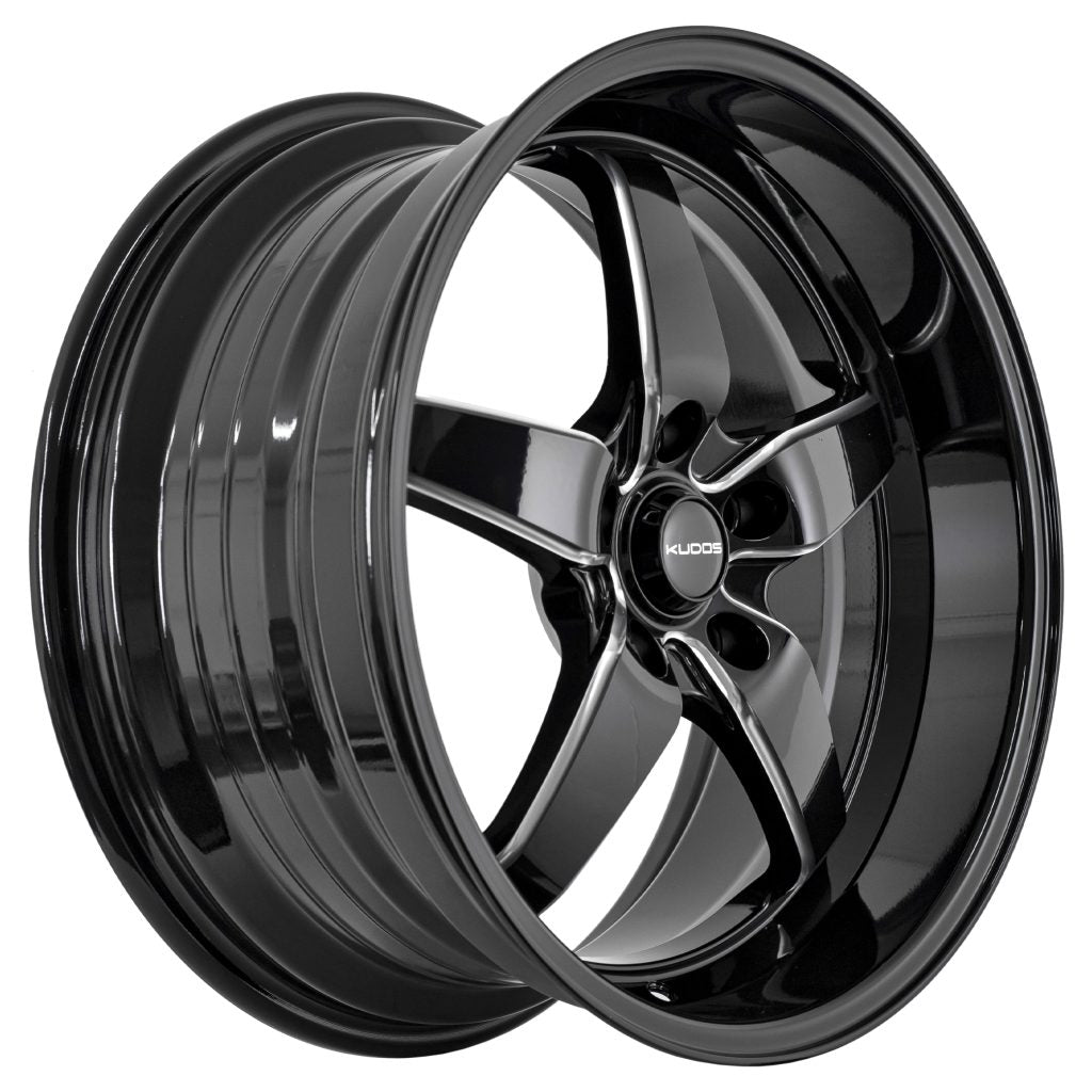 Kudos Takata 18X8.5 Set Of 4